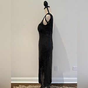 Black sequined dress. Vintage. Size S.